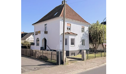 Attention investors - apartment building in a quiet residential area of Herford