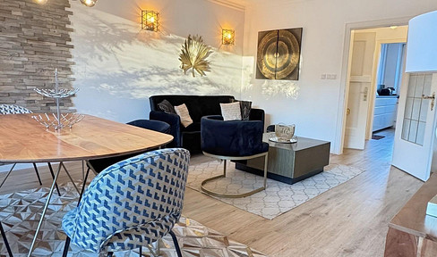 FURNISHED APARTMENT, MAX. 2 PEOPLE, 3 ROOMS WITH TERRACE, AVAILABLE FOR SHORT-TERM RENTAL.