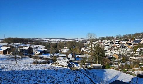 **Modern, low-barrier apartments on the quiet outskirts of the city - your new home!