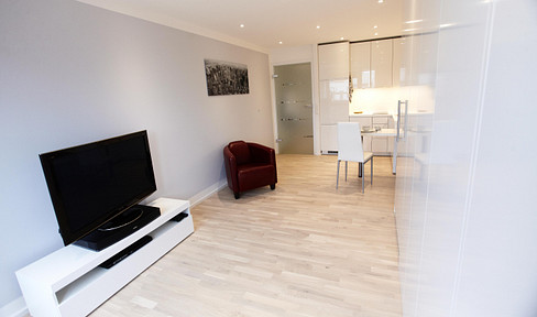 Schwabing, 1 room, 6th floor, 32 sqm - modern, quiet & central