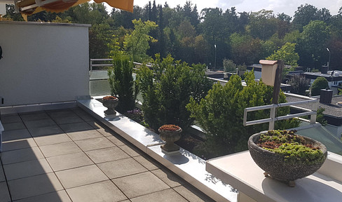 HAAR - Munich: Bright 3-room apartment with ROOF TERRACE - located on the top 3rd floor.