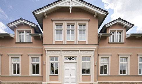 Elegante Sanierung trifft klassische Substanz – Stilvolles Gutshaus für Anspruchsvolle