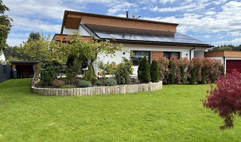 Exclusive bungalow in the Nuremberg countryside