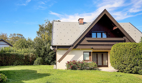 Well-maintained detached house in a prime location in Perchtoldsdorf with distant views