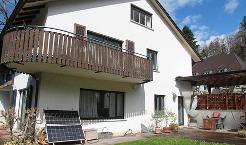 2-family house with dreamlike and large garden