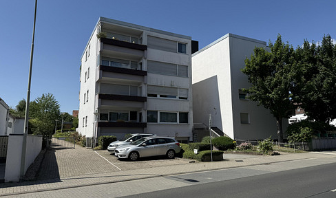 Free of commission: 2 rooms, balcony & underground parking in a good location
