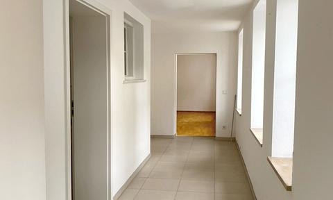 Charmantes Studio, Praxis, oder Büro in zentraler Lage in Feldkirchen-Westerham