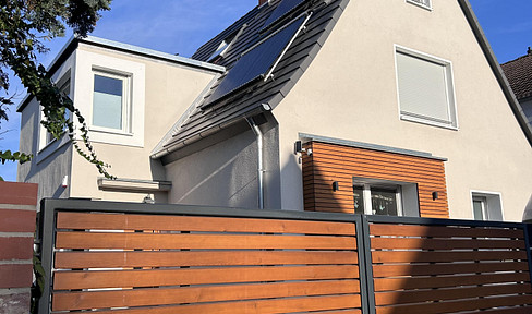 Newly renovated detached house with large garden
