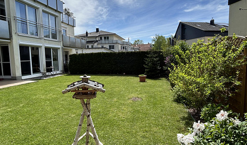 Exclusive, light-flooded garden apartment with charm - quiet living in the Isar city villa