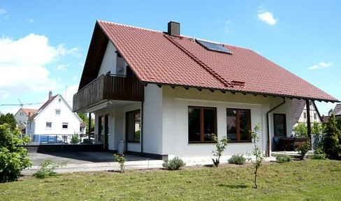 Detached house with garden and double garage in Korntal-Münchingen