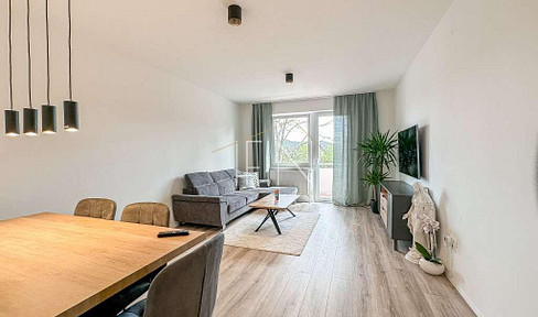 Price hit! 3-room apartment with balcony and parking space - rented for a limited time