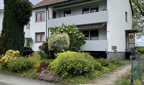 Three-family house with large garden