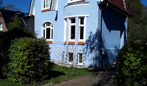 "Die kleine Villa" renoviertes Jugendstilhaus mit großem Grundstück für Individualisten