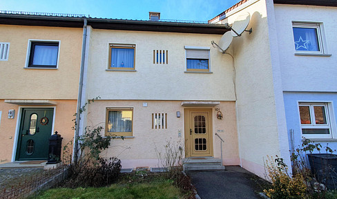 Classic mid-terrace house with additional 32m² attic room in Kirchheim unter Teck, Ötlingen