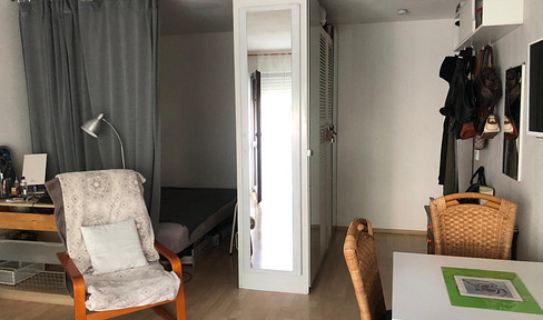 Provisionsfrei - 1 Zimmer Wohnung mit Balkon und Garage