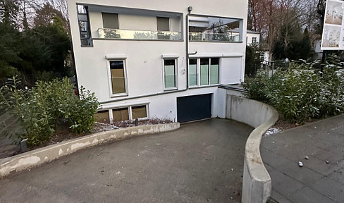 2 units: 1x117m² 3 R= 1.386T€, 1x 185m² 4R= 1.943 T€ First occupancy 3 R & 4 R maisonette, garden