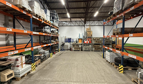 Hall Storage hall Cold hall Garage in the Business Hub Strausberg