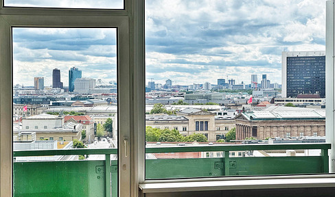 Dream apartment Hackescher Markt in Mitte: 3 rooms, incredible view and balcony