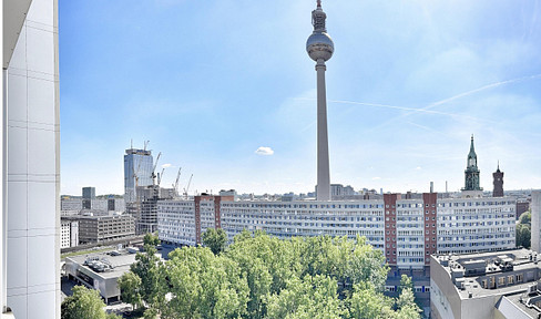 Dream apartment Hackescher Markt in Mitte: 3 rooms, incredible view and balcony