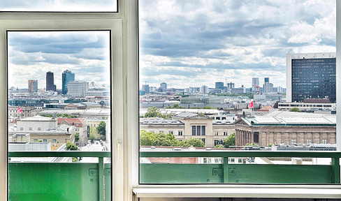 Dream apartment Hackescher Markt in Mitte: 3 rooms, incredible view and balcony