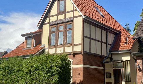 Großes stilvolles Stadthaus mit Potential