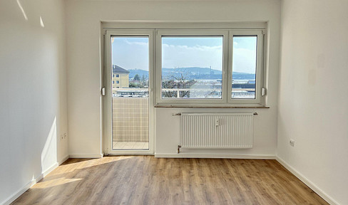 Top renovated 3-room apartment in Kalsdorf near Graz - loggia, parking space, commission-free!