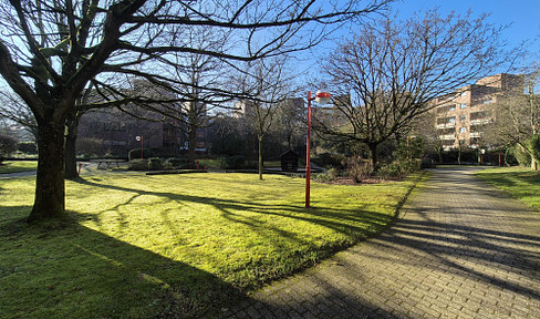 Family oasis in Düsseltal/Zooviertel: 3-room apartment in a park-like green residential complex