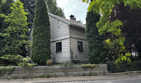 Günstiges 8-Zimmer-Einfamilienhaus in Großröhrsdorf Bretnig-Hauswalde