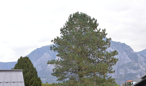 DACHGESCHOSSWOHNUNG MIT SEEBLICK UND BADEPLATZNUTZUNG