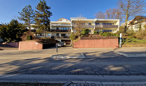 Attraktive 4,5-Zimmer Wohnung mit Garagenstellplatz und TOP Aussicht!