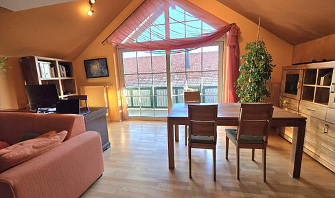 Large 4-room apartment in a central location, commission-free.