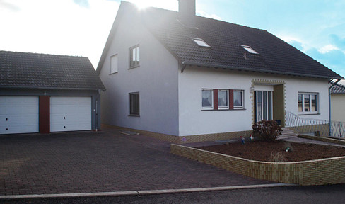 Detached house in idyllic location close to the Luxembourg border