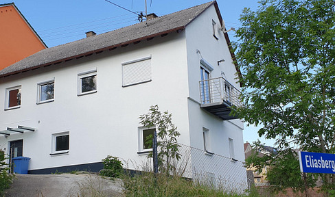 renovated detached house in Irndorf with garden, terrace, garage, parking space & unobstructed view view