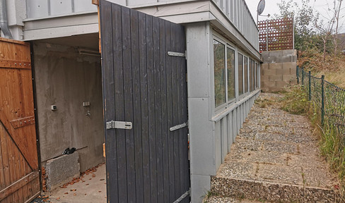 Große Garage, 30qm!