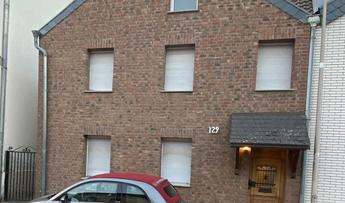 Einfamilienhaus mit Anliegerwohnung