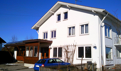 Wohnhaus mit Werkstatt und Photovoltaikanlage