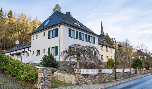 RESERVIERT - Größzügiges Wohnen im Grünen nahe des Hohenwartestausees