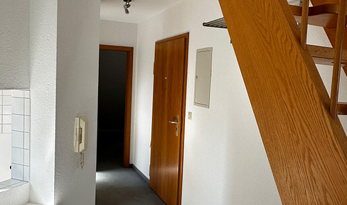 Beautiful, bright 2.5 room maisonette apartment on the Rohrer Höhe