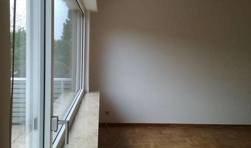 Linie 16 + Rheinnähe : 3-Zimmer-Wohnung mit Sonnenbalkon in ruhiger Umgebung (Rheindorf Widdig)