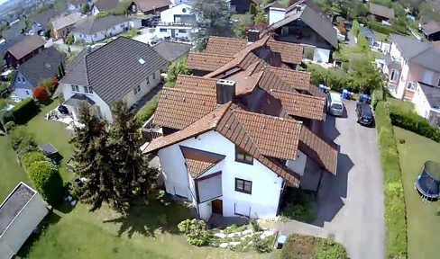 Charmante Maisonette-Wohnung/Doppelhaushälfte in ruhiger und zentraler Lage von Gailingen