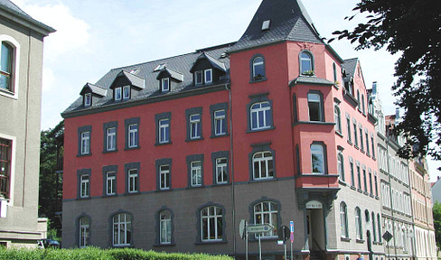 bright, very pleasant 3-room apartment on the 3rd floor - top condition