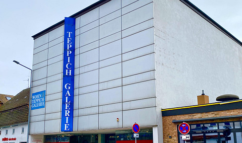 Vielseitige Gewerbeimmobilie „PROVISIONSFREI“ in bester Lage in Göppingen zu verkaufen.