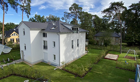 Blick auf den See: wunderschöne & ruhige Dachgeschosswohnung mit Balkon