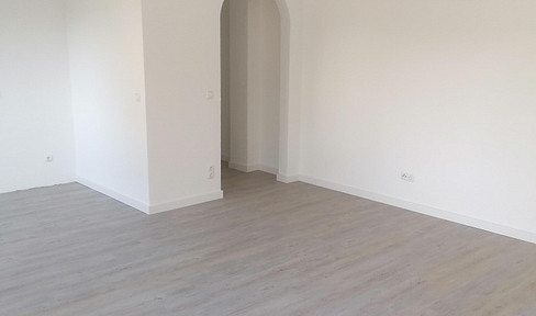 Wohntraum in Essen-Heisingen – Moderne Wohnung mit Balkon und Garage