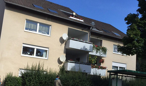 Achtung, nur mit WBS, Mindestbelegung 2 Personen!!! Gemütliche Dachgeschosswohnung in Oestrich