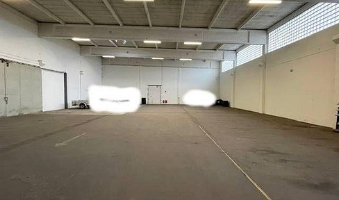 Verkehrsgünstig gelegene Lagerhalle 1.000 qm mit großem Zufahrtstor