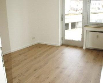 !!! CHARMANTE WOHNUNG mit BALKON im HERZEN von BONN !!!