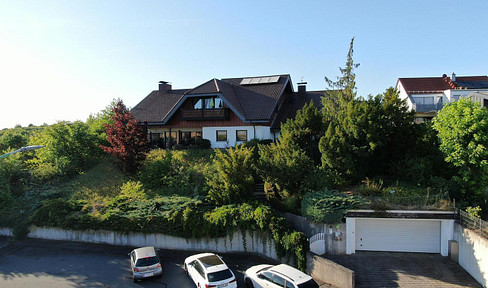 Fantastic semi-detached house / detached house with granny apartment on the edge of the Rhön