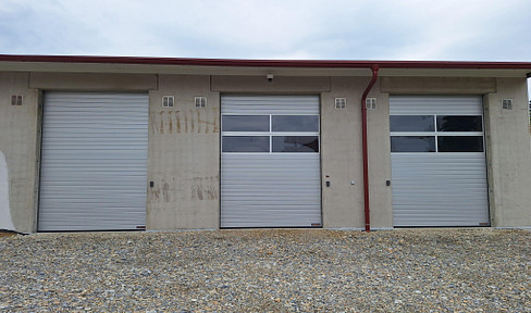 Lagerfläche - Halle - Garage XXL - Wohnwagengarage - Bootsgarage zu vermieten