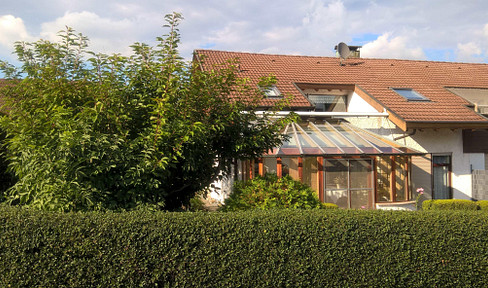 Sunny south-facing apartment with loggia